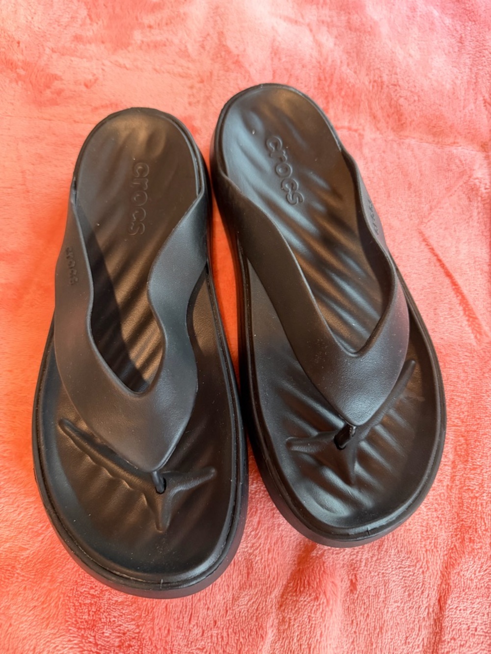 CROCS Black Cushion Foam Thong Sandals